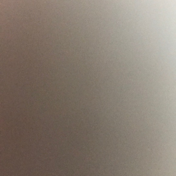 Meet your Posher, Francesca - Picture 1 of 1